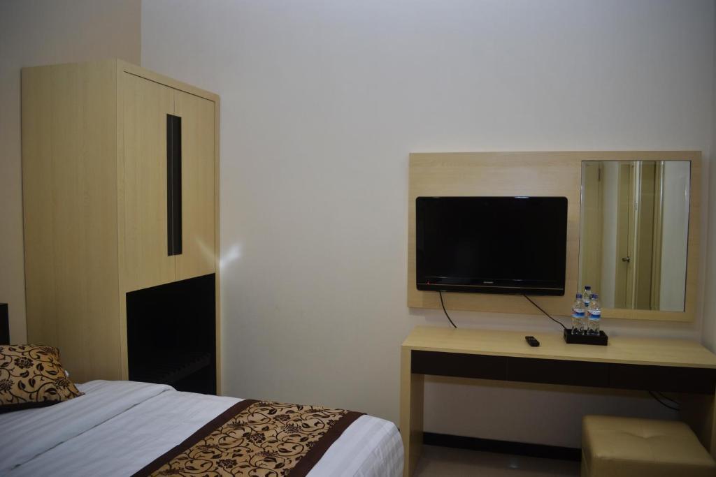 Srikandi Guesthouse Malang Exterior foto